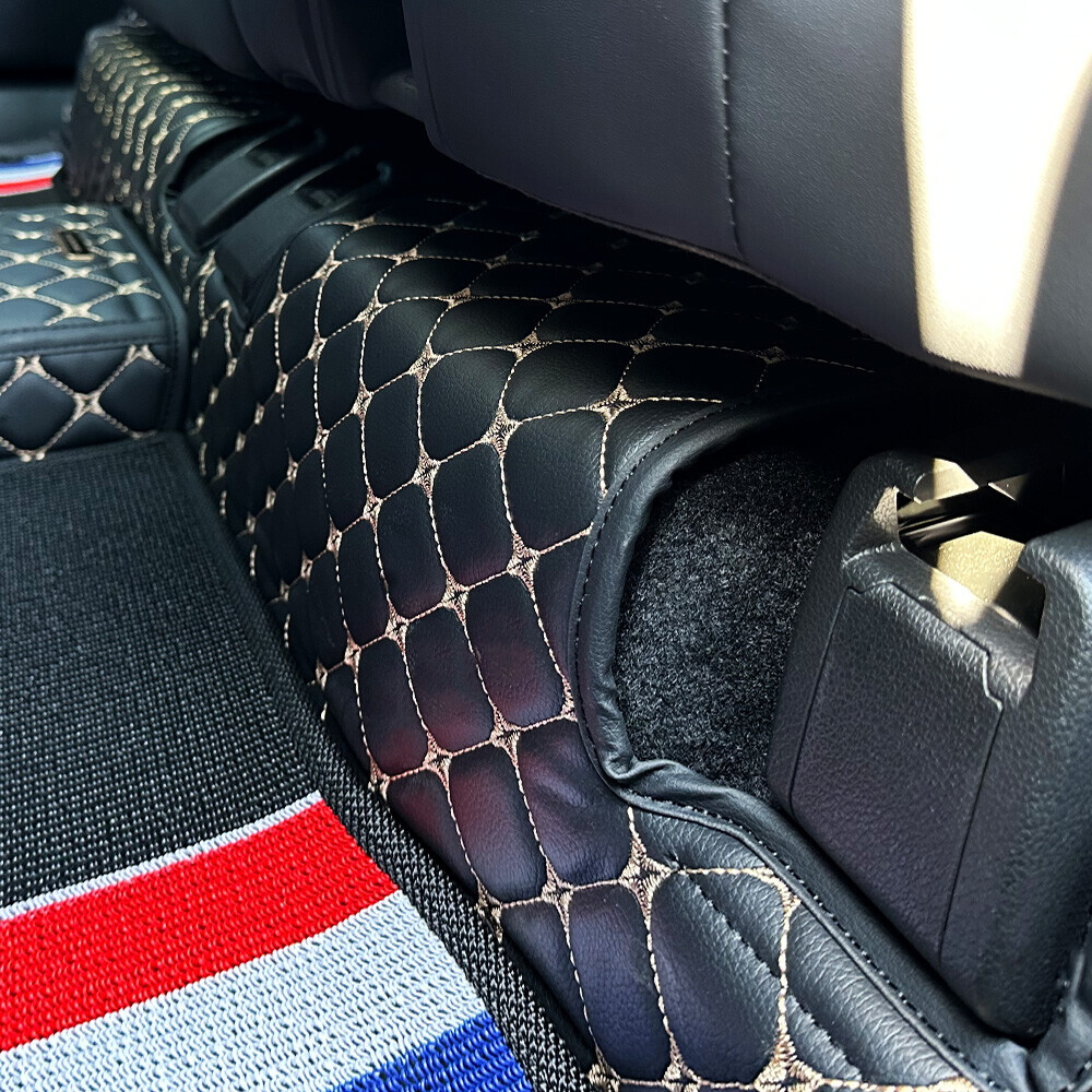 닥쏘오토 무쏘EV 전용 2열 킥매트