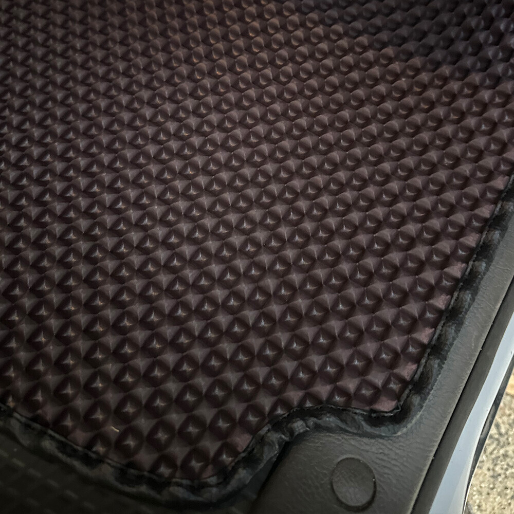 포터2 (EV공용) 전용 3D 엠보싱 차세대 고무매트 엣지형 운전석+조수석 세트